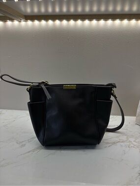 Liz Claiborne Black Pebbled Faux Leather Crossbody Bag